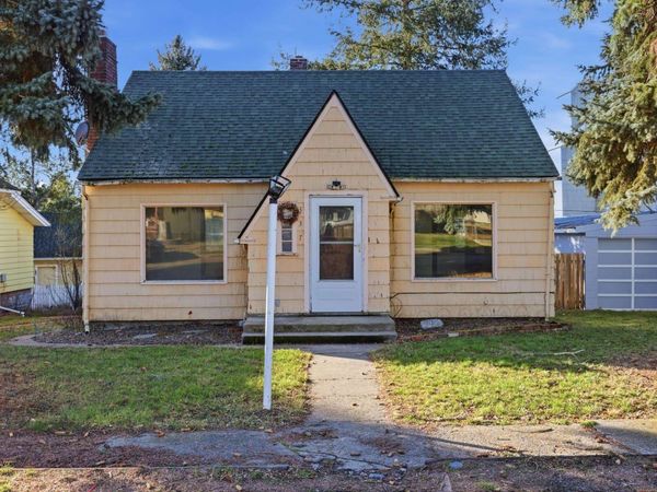 337 S Crosby St, Tekoa, WA 99033