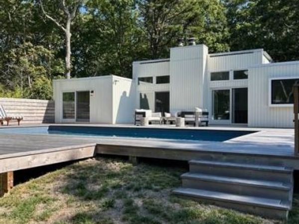 14 Park Circle , Quogue, NY 11959