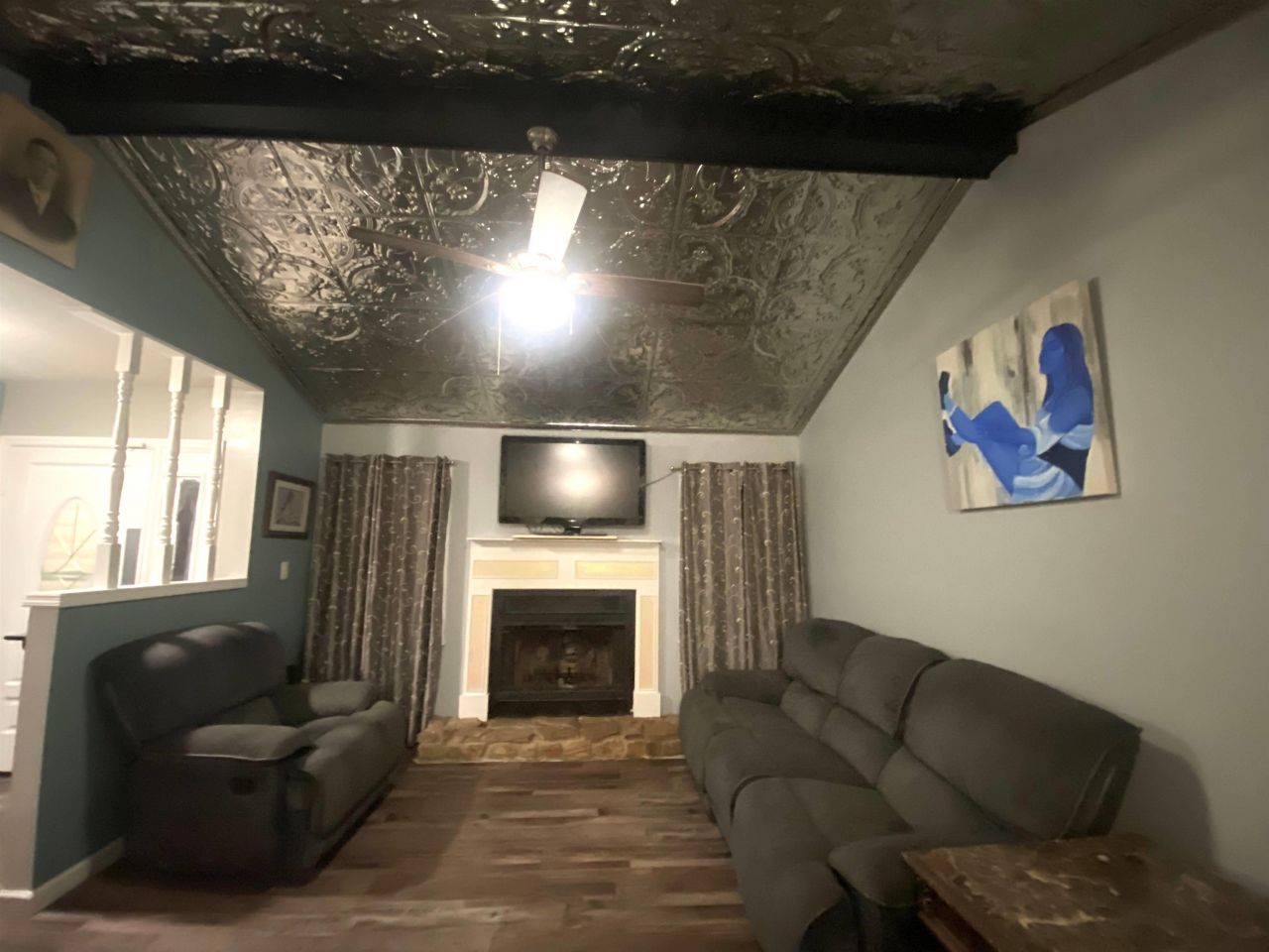 400 Meadowbrook Dr. Photo 8