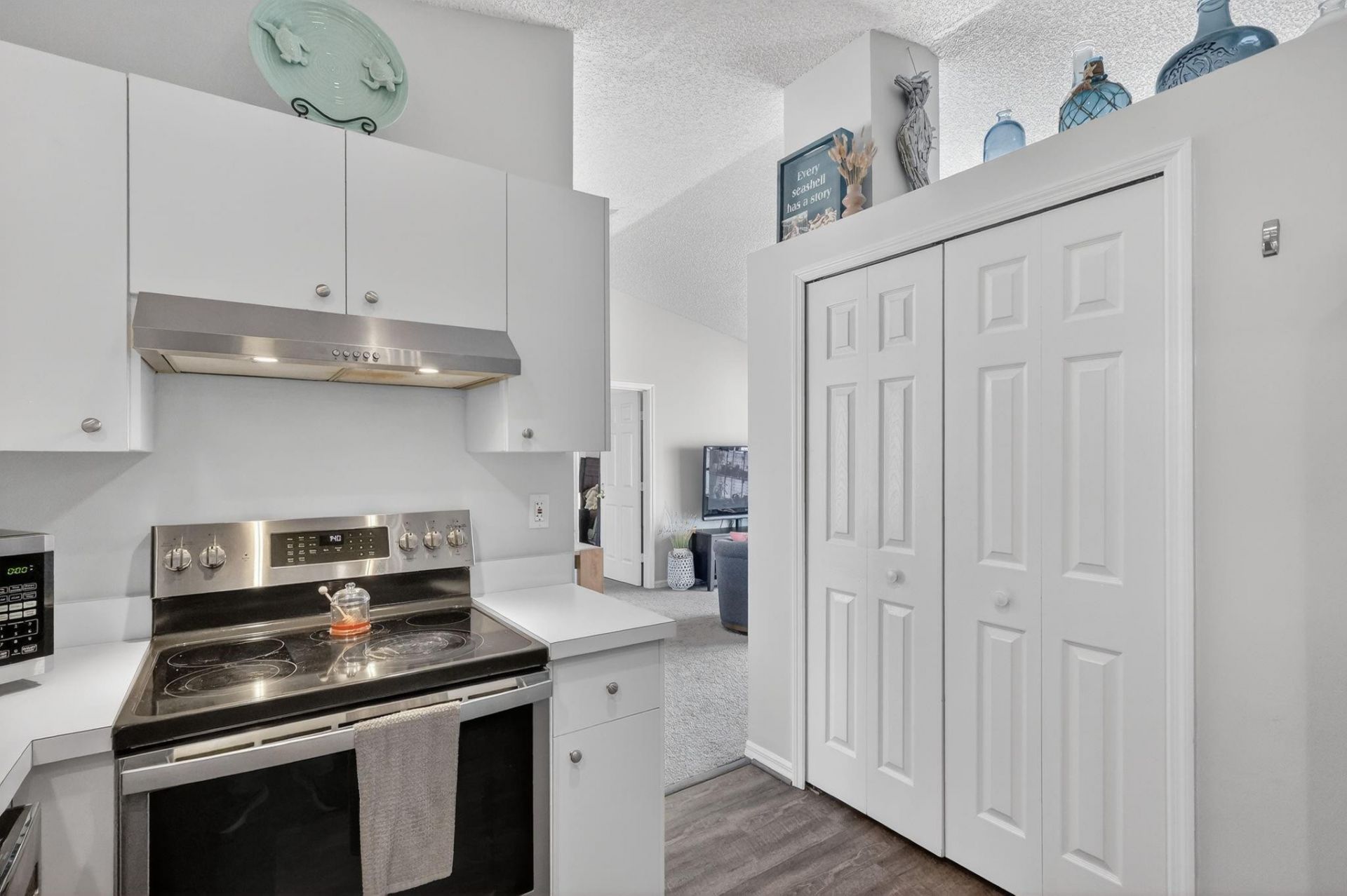 165 SW Eyerly Ave, Port Saint Lucie, FL 34983 Photo