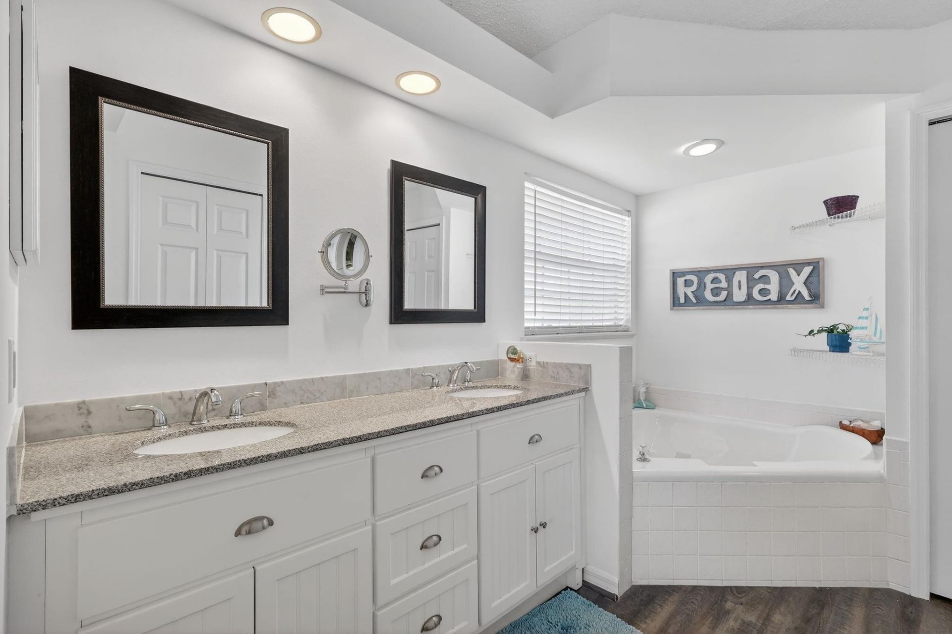 165 SW Eyerly Ave, Port Saint Lucie, FL 34983 Photo