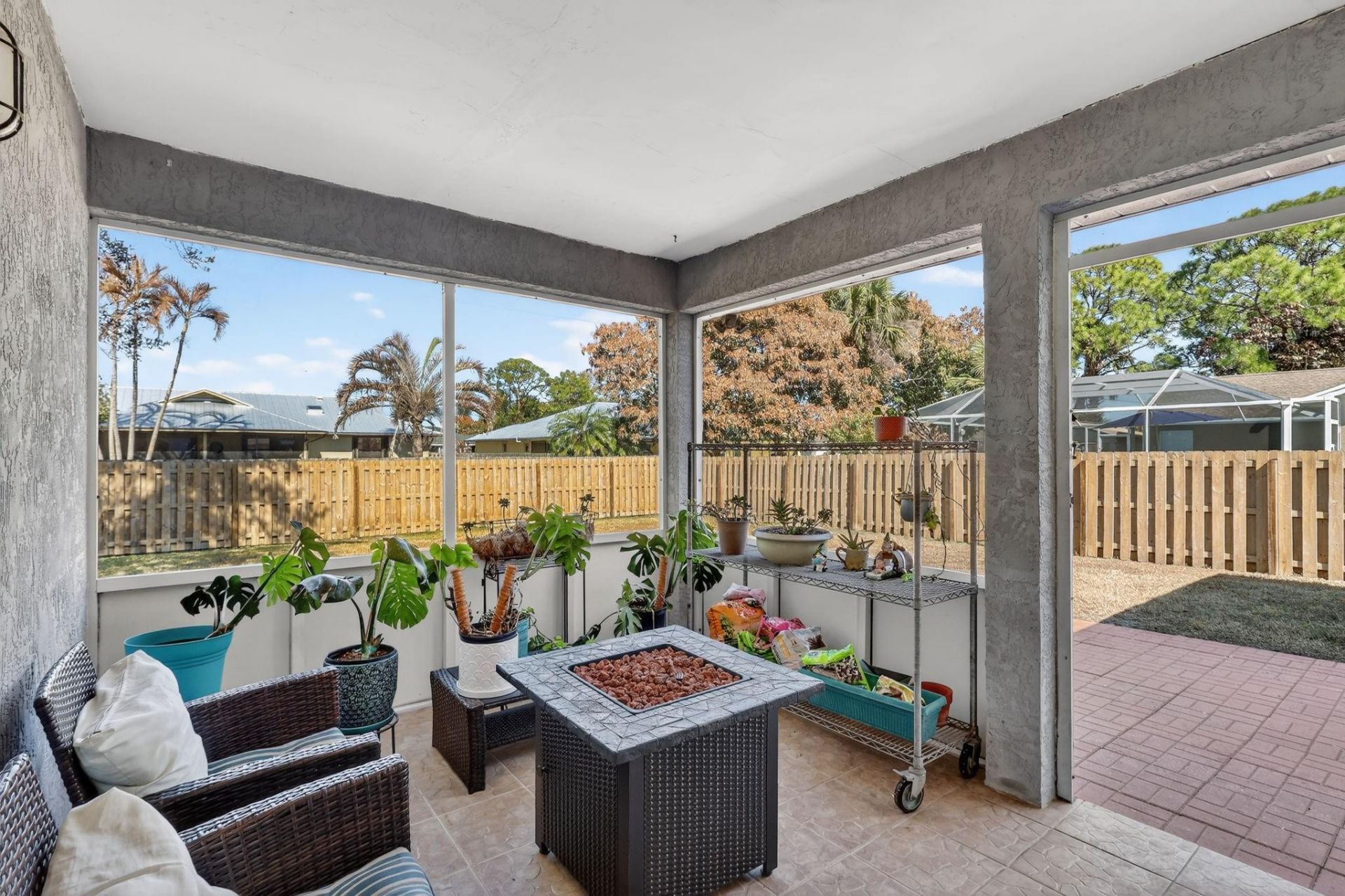 165 SW Eyerly Ave, Port Saint Lucie, FL 34983 Photo