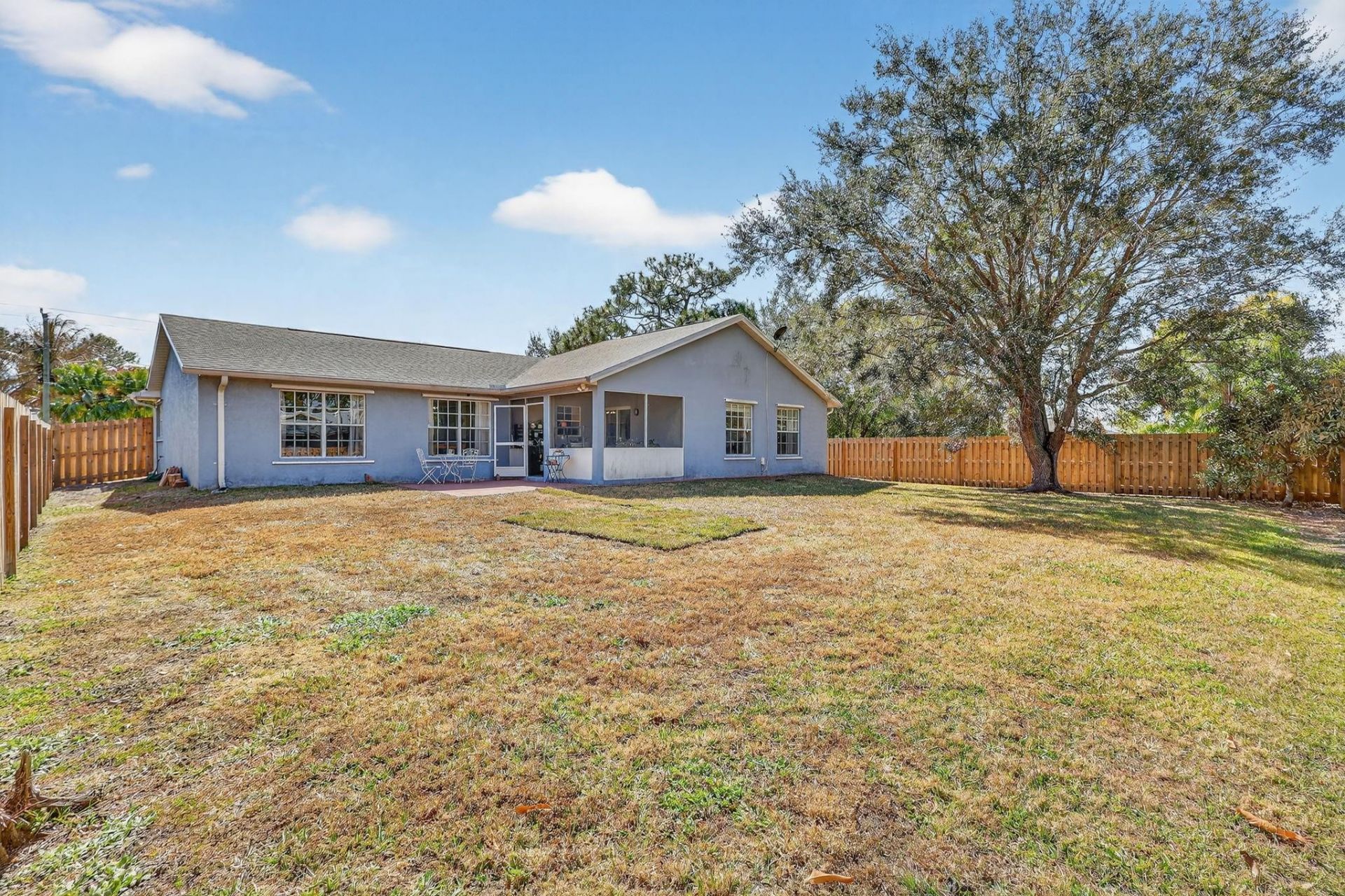 165 SW Eyerly Ave, Port Saint Lucie, FL 34983 Photo