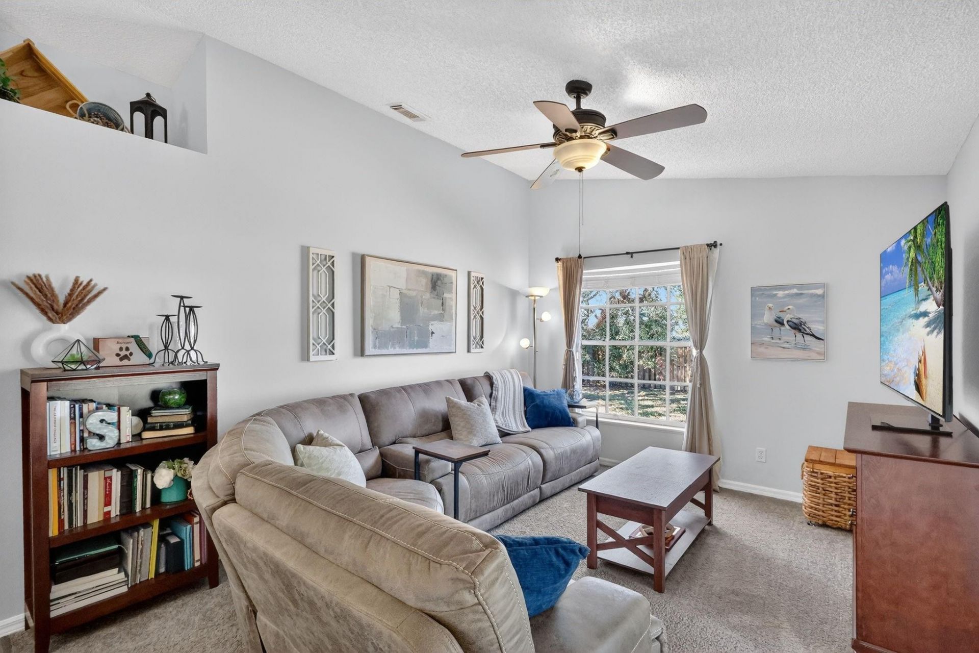 165 SW Eyerly Ave, Port Saint Lucie, FL 34983 Photo