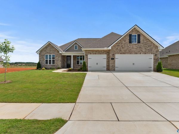 141 Sniper Street, Toney, AL 35773