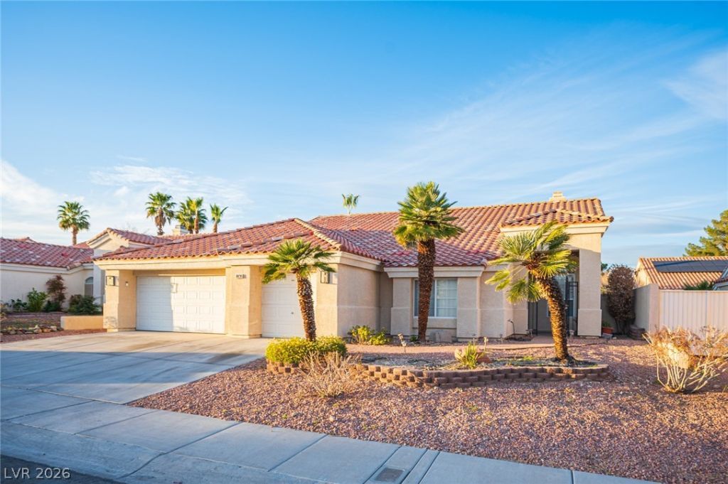 8020 Divernon Avenue, Las Vegas, NV 89149 Main Photo