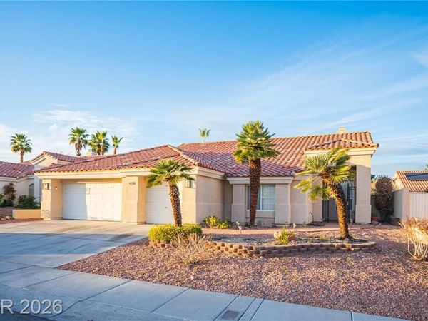 8020 Divernon Avenue, Las Vegas, NV 89149