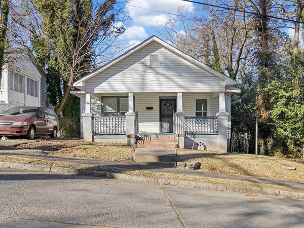 960 Curry Place, Macon, GA 31211