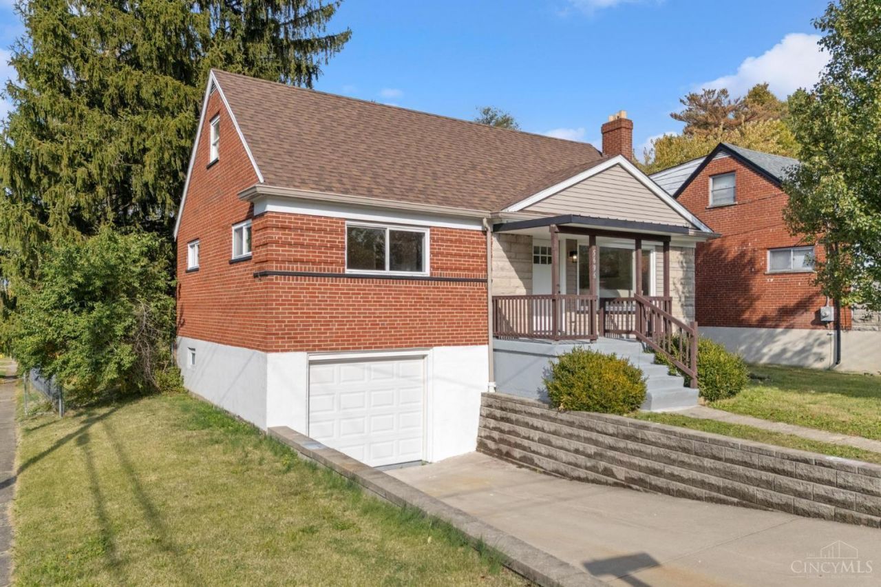 5696 Biscayne Avenue, Green Township, OH 45248 Main Photo