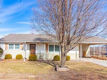 508 W 19th Street, Higginsville, MO 64037