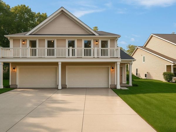 17549 Beechwood Lane, Spring Lake, MI 49456