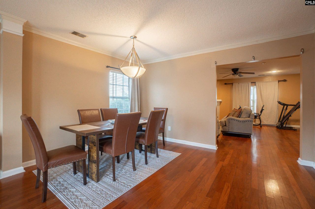 300 Summer Bend Road  Photo 8