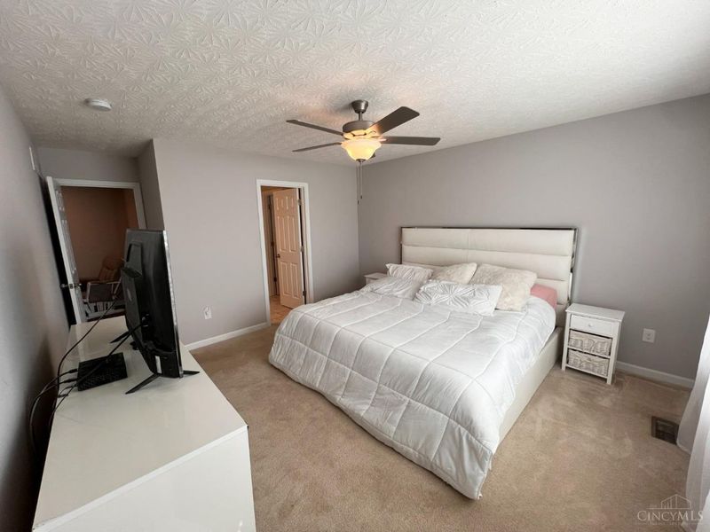 1625 Kilbarron Drive, Morrow, OH 45152 Photo 14