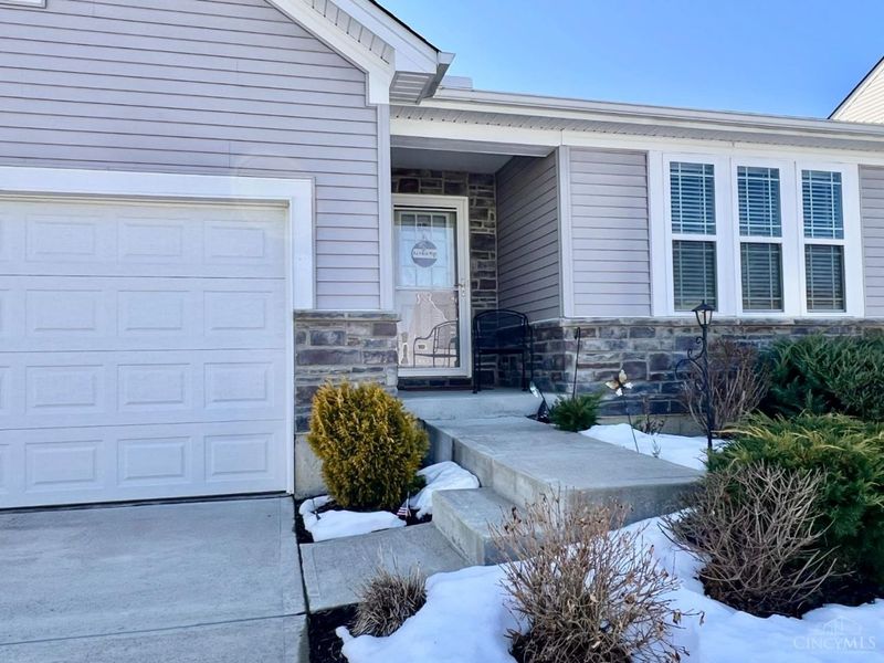 1625 Kilbarron Drive, Morrow, OH 45152 Photo 2