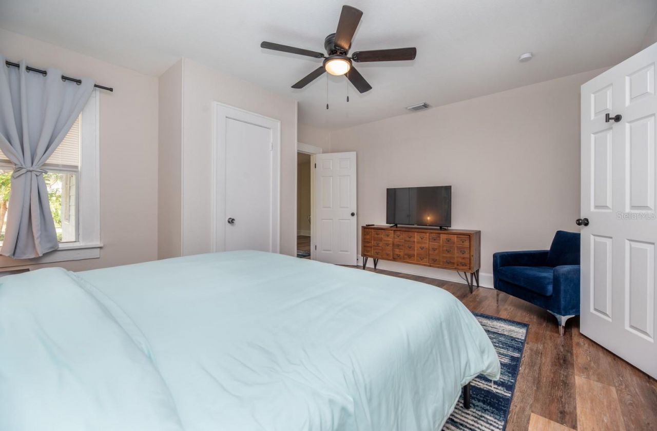 945 13th Street N, Saint Petersburg, FL 33705 Photo