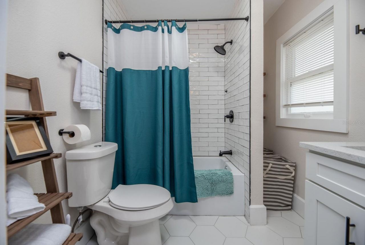 945 13th Street N, Saint Petersburg, FL 33705 Photo