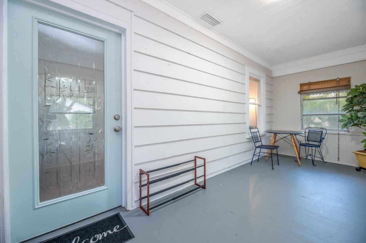 945 13th Street N, Saint Petersburg, FL 33705 Photo