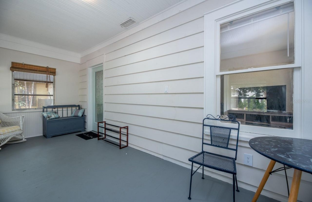 945 13th Street N, Saint Petersburg, FL 33705 Photo