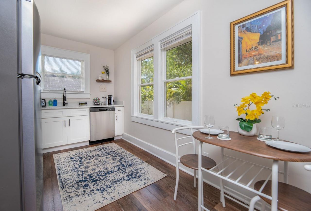 945 13th Street N, Saint Petersburg, FL 33705 Photo