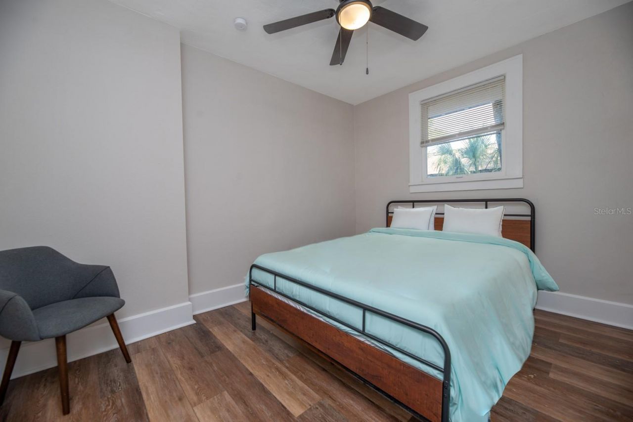 945 13th Street N, Saint Petersburg, FL 33705 Photo