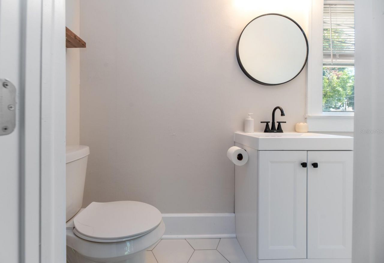 945 13th Street N, Saint Petersburg, FL 33705 Photo