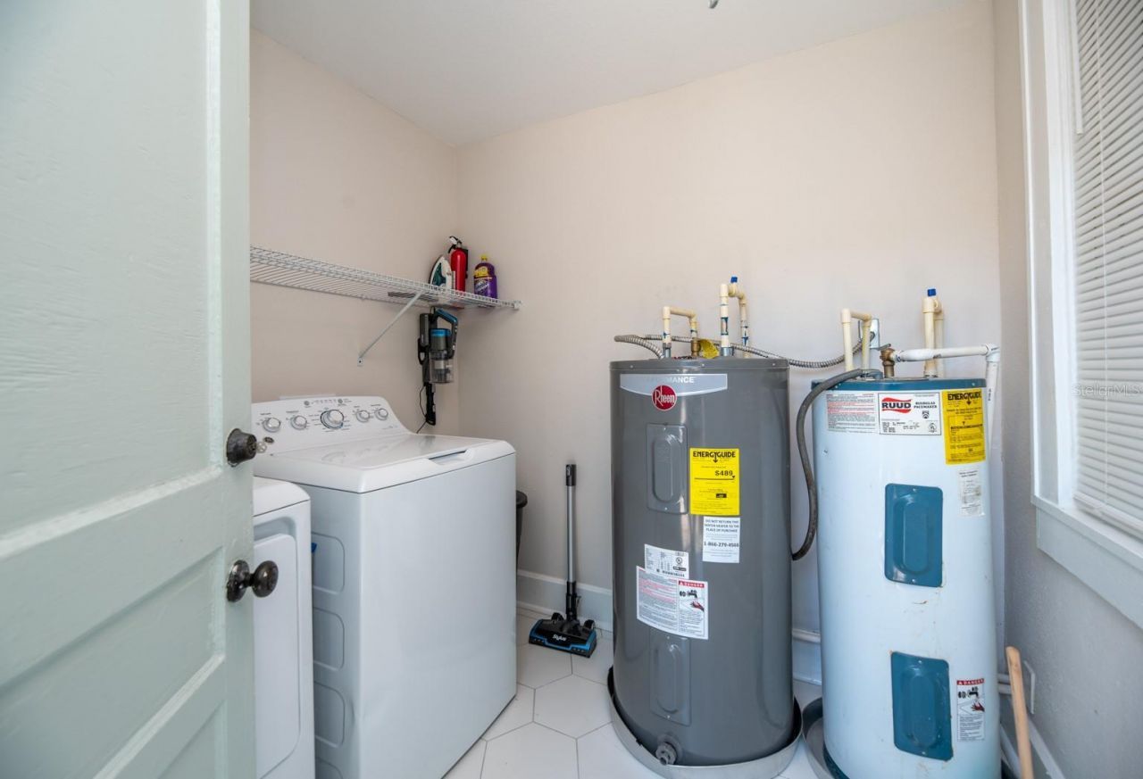 945 13th Street N, Saint Petersburg, FL 33705 Photo