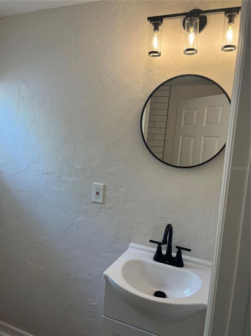 945 13th Street N, Saint Petersburg, FL 33705 Photo