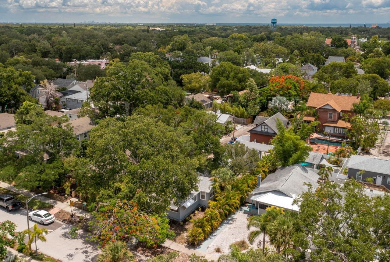 945 13th Street N, Saint Petersburg, FL 33705 Photo