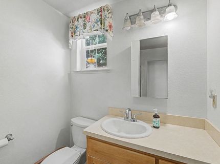 5371 Main Street, Johnsville, CA 96103 Photo