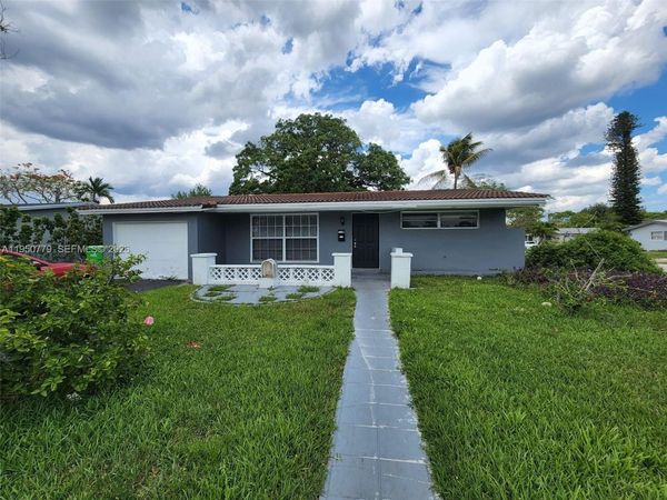 8301 NW 25th Ct, Sunrise, FL 33322