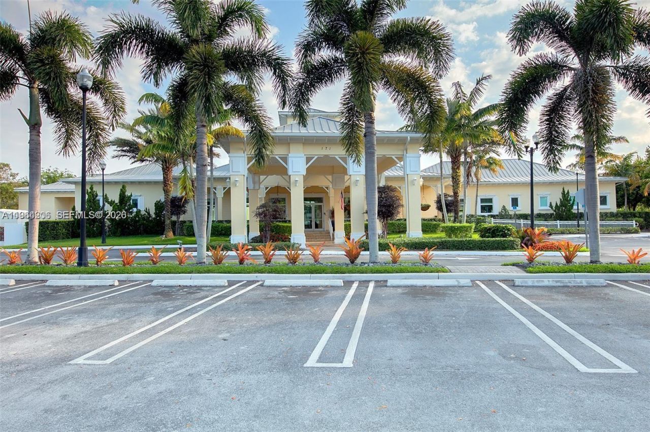 133 NE 23rd Ter, Homestead, FL 33033 Photo