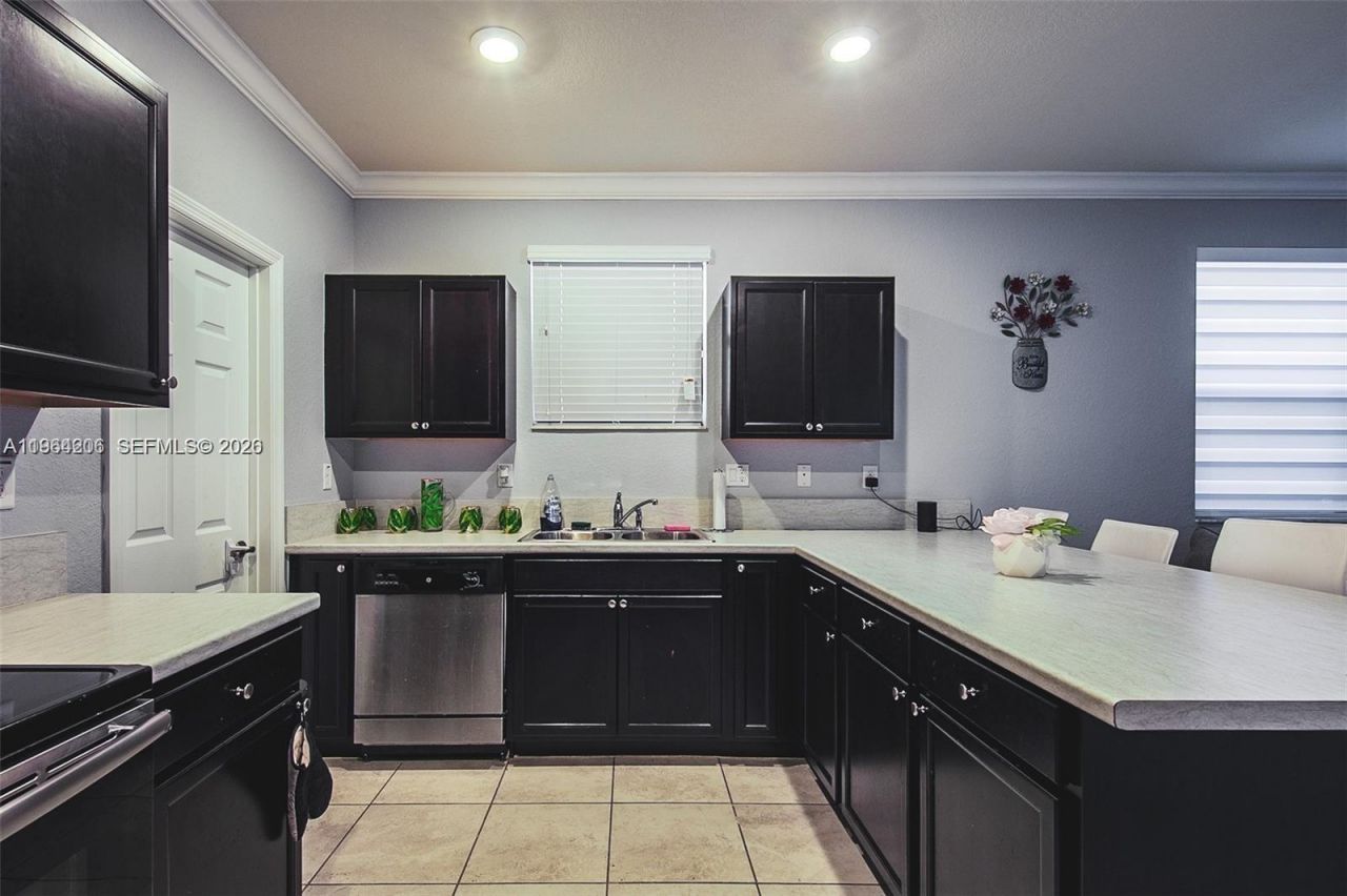 133 NE 23rd Ter, Homestead, FL 33033 Photo