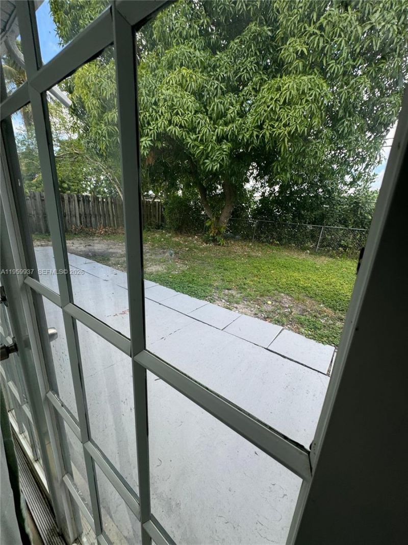 8521 NW 25th Ct, Sunrise, FL 33322 Photo