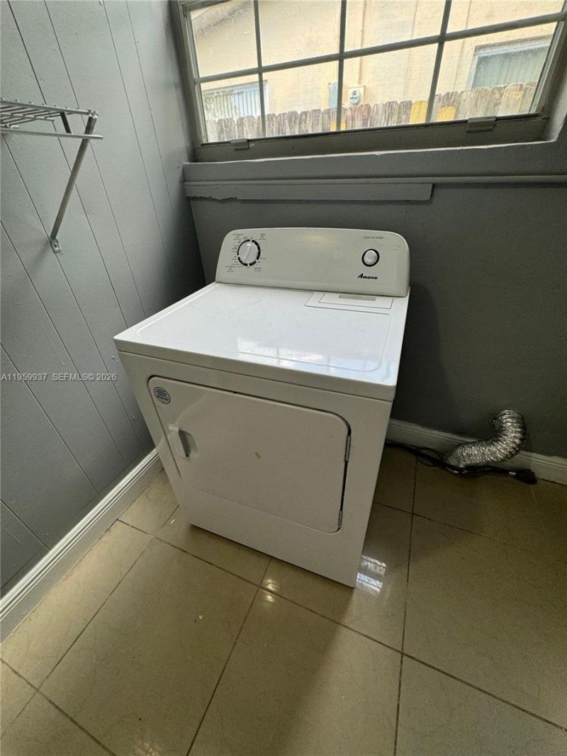 8521 NW 25th Ct, Sunrise, FL 33322 Photo