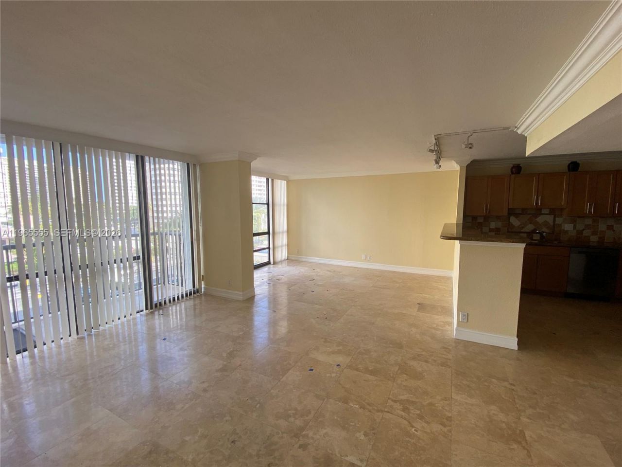 2049 S Ocean Dr, Unit 408, Hallandale Beach, FL 33009 Photo