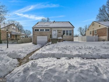 526 HARDING AVENUE, READING, PA 19607