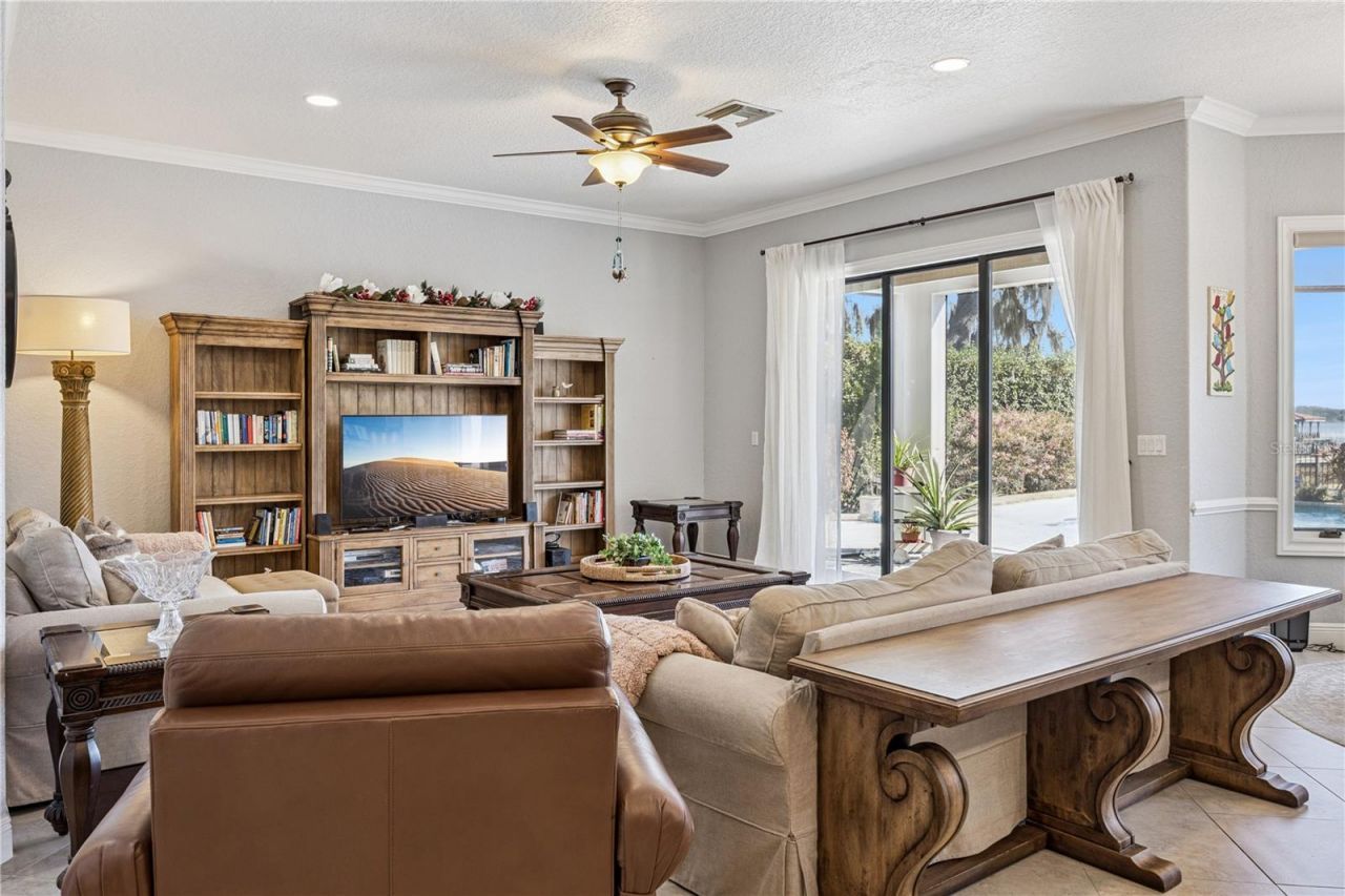 10327 Hart Branch Circle, Orlando, FL 32832 Photo