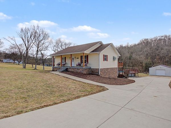 1312 Hamlet St, Mount Pleasant, TN 38474