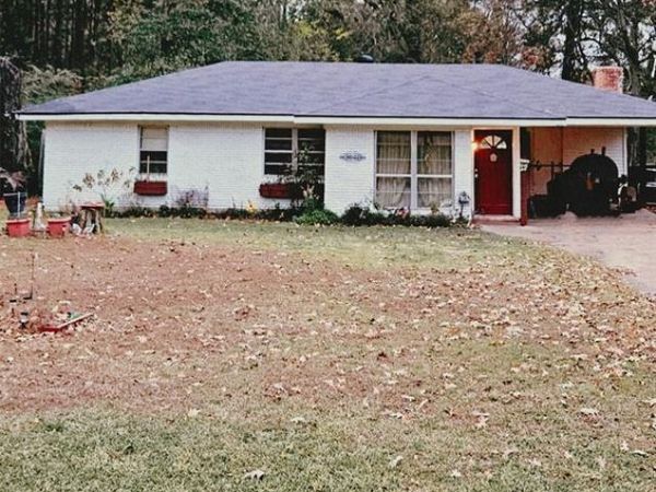 6766 Broadacres Road, Shreveport, LA 71129