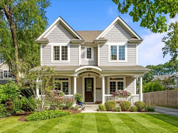 995 Harvard Court, Highland Park, IL 60035