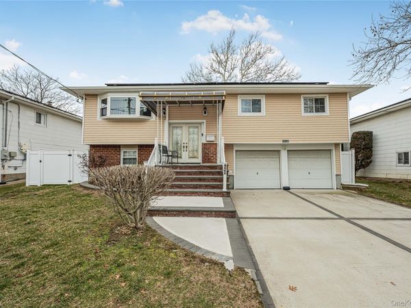 1008 Wood Park Drive, Baldwin, NY 11510