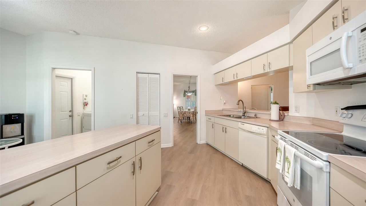 4977 Tamarack Trail, Venice, FL 34293 Photo