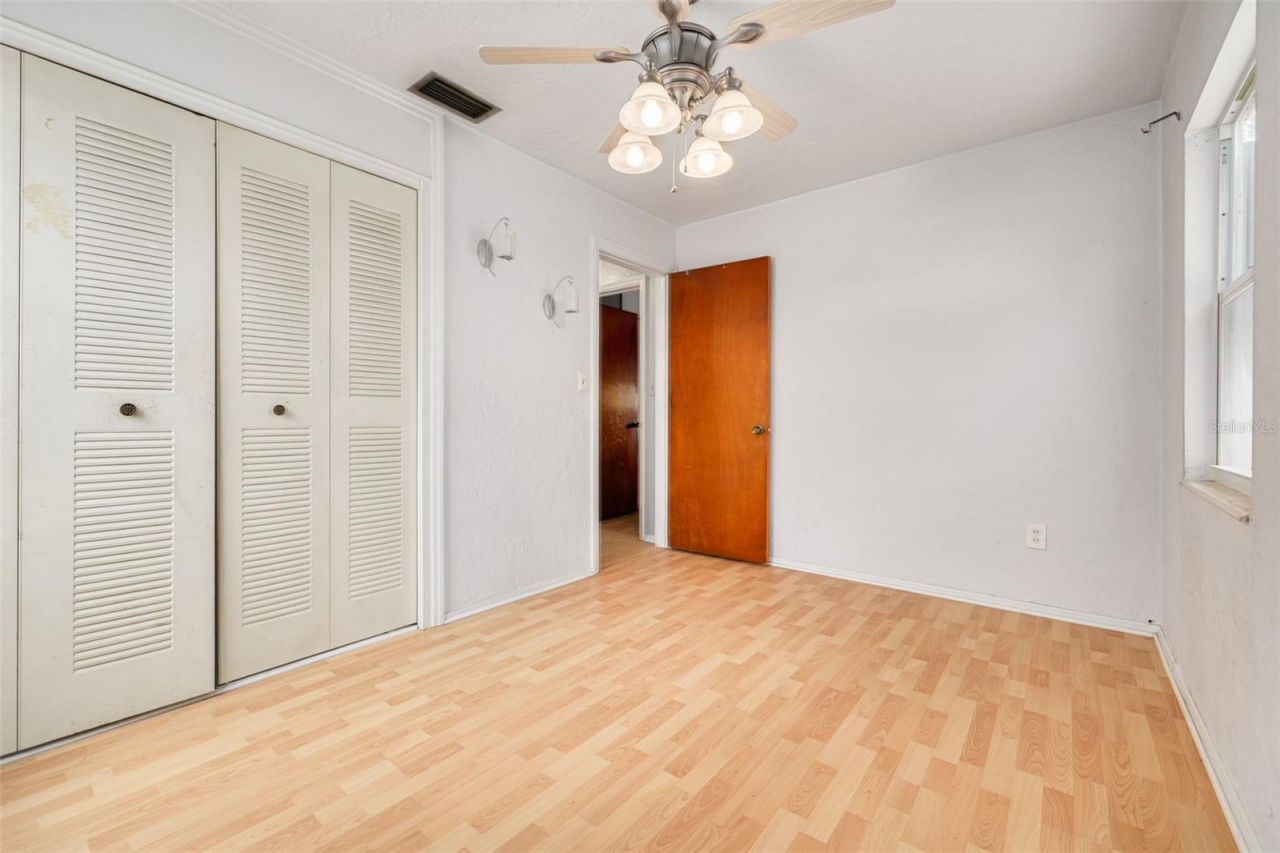 1541 68th Avenue N, Saint Petersburg, FL 33702 Photo