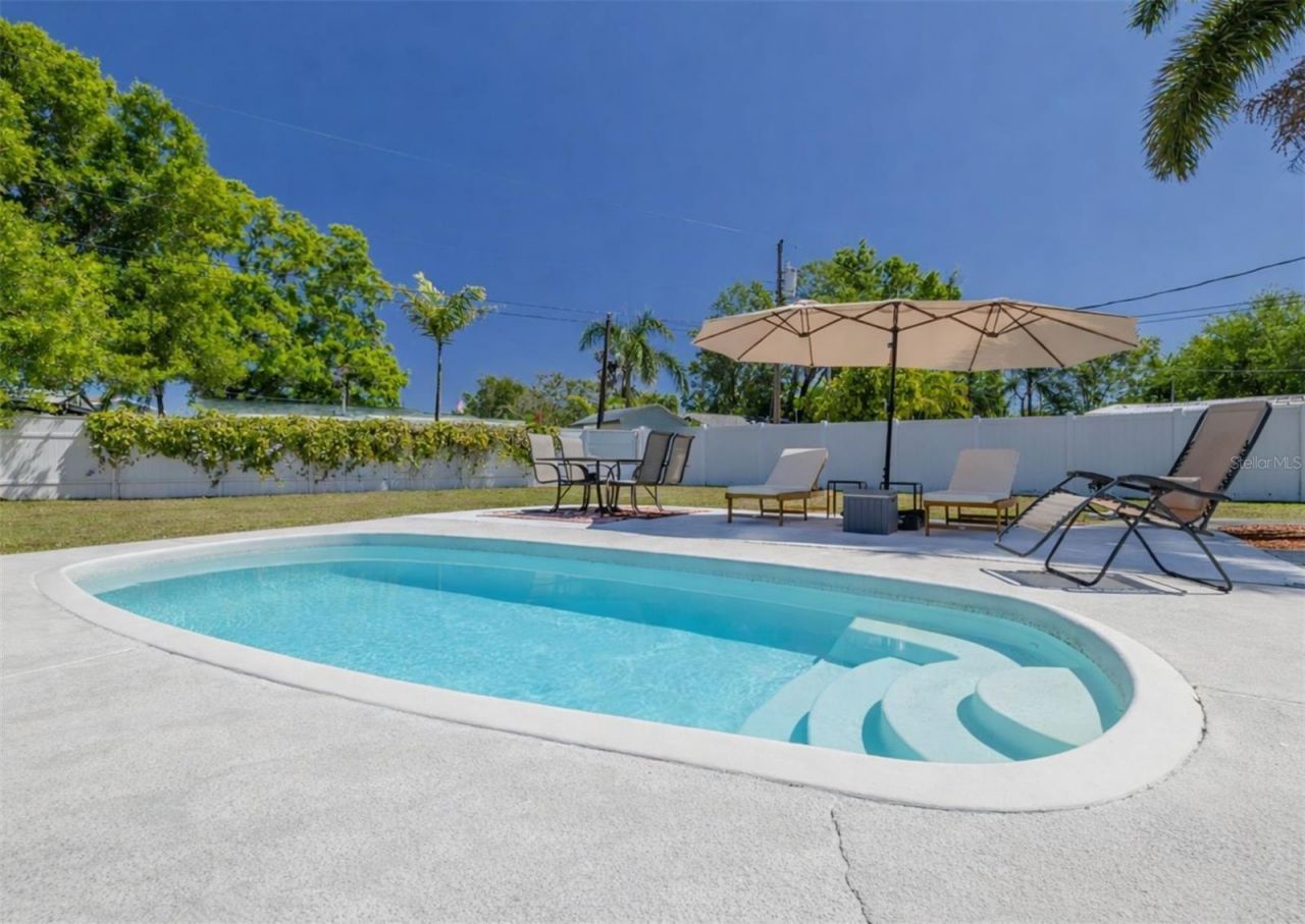 1541 68th Avenue N, Saint Petersburg, FL 33702 Photo