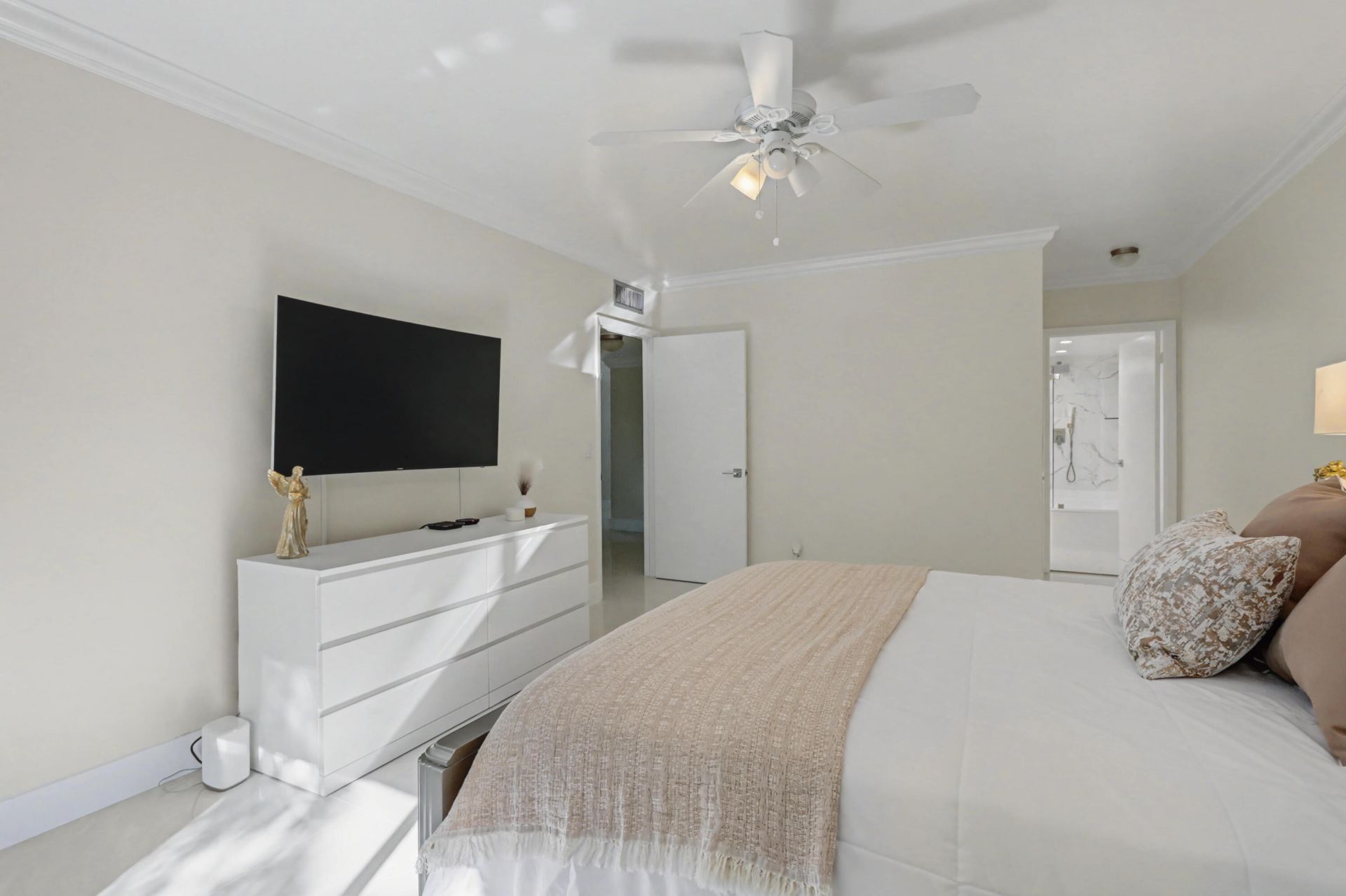 6328 Longboat Lane, Unit 403, Boca Raton, FL 33433 Photo