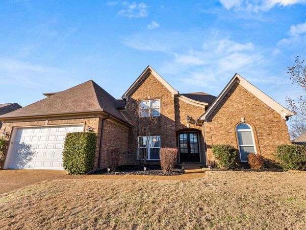 2904 S CHERRY DR, Southaven, MS 38672