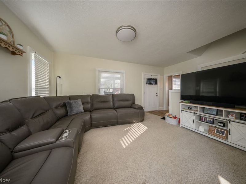 1203 4th Street NW, New Philadelphia, OH 44663 Photo 8