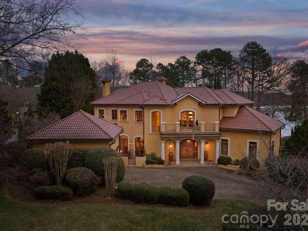 201 Brawley Harbor Place, Mooresville, NC 28117