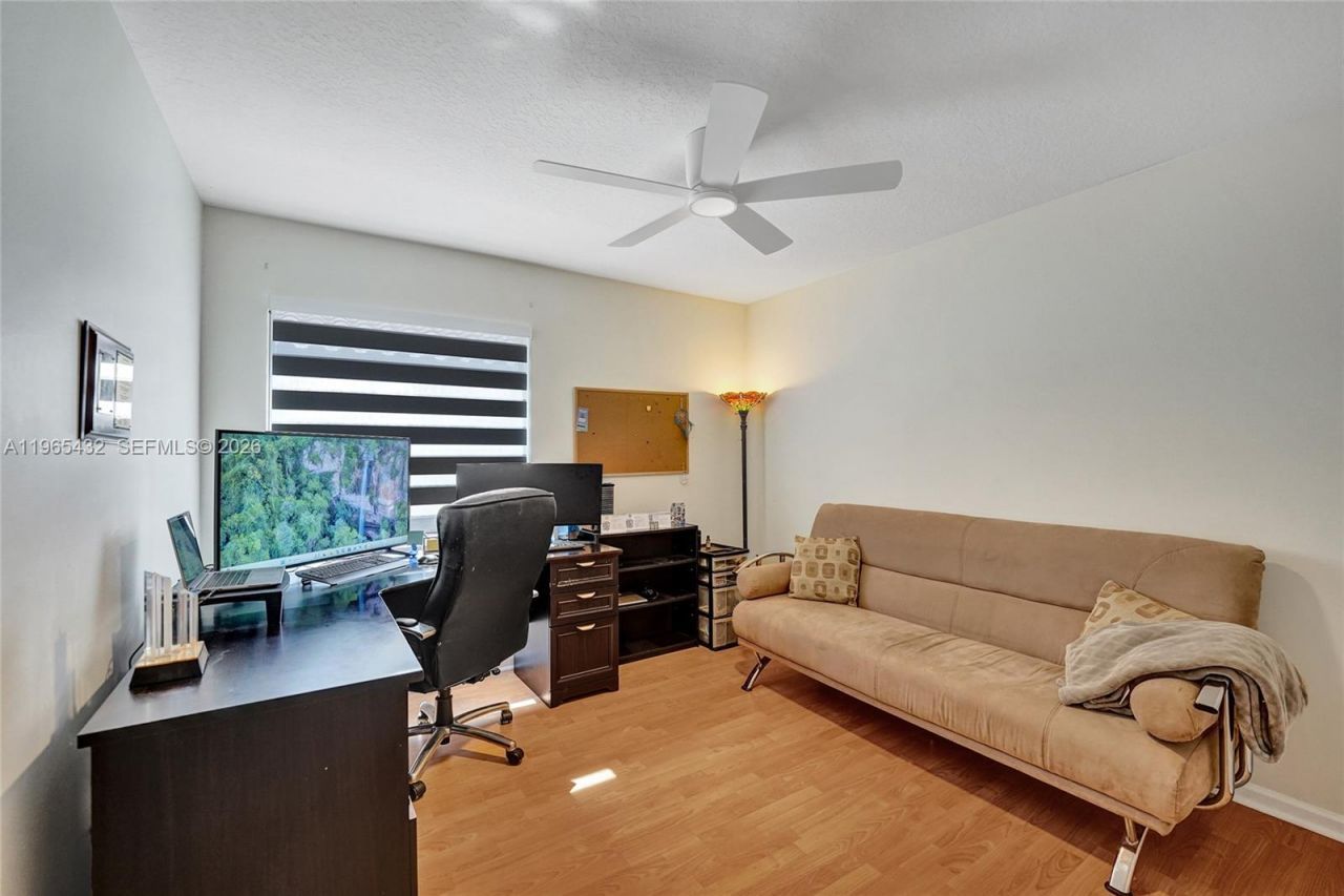 1553 SW 191st Ave, Pembroke Pines, FL 33029 Photo