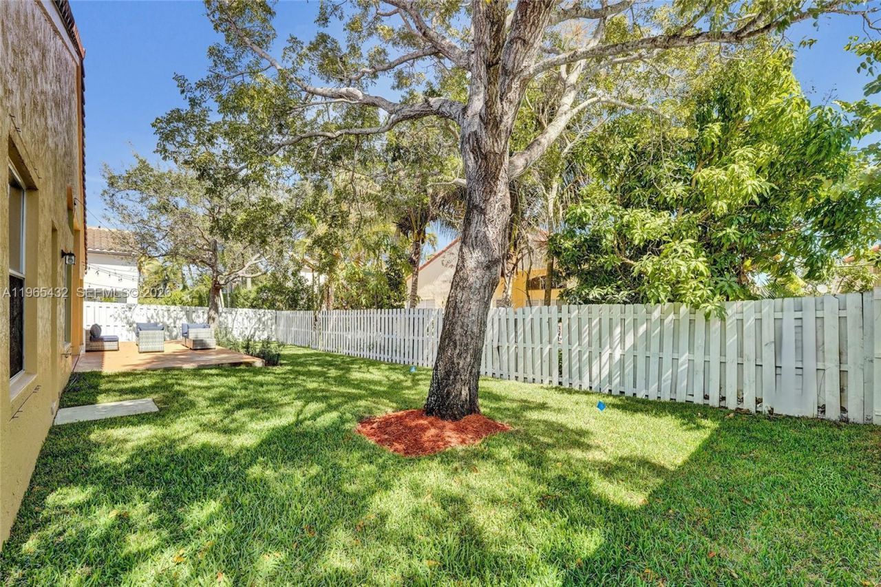 1553 SW 191st Ave, Pembroke Pines, FL 33029 Photo